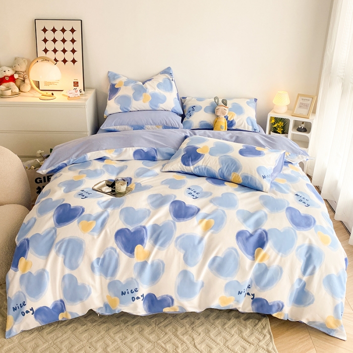 91家纺网 家纺一手货源 找家纺 简宜家居 2023新款小清新卡通纯棉全棉斜纹四件套 蓝色心愿