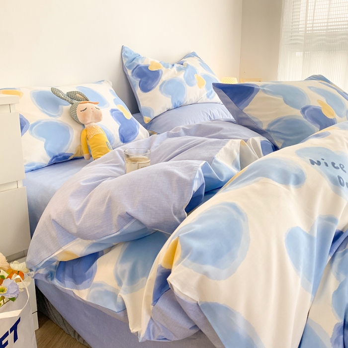 91家纺网 家纺一手货源 找家纺 简宜家居 2023新款小清新卡通纯棉全棉斜纹四件套 蓝色心愿