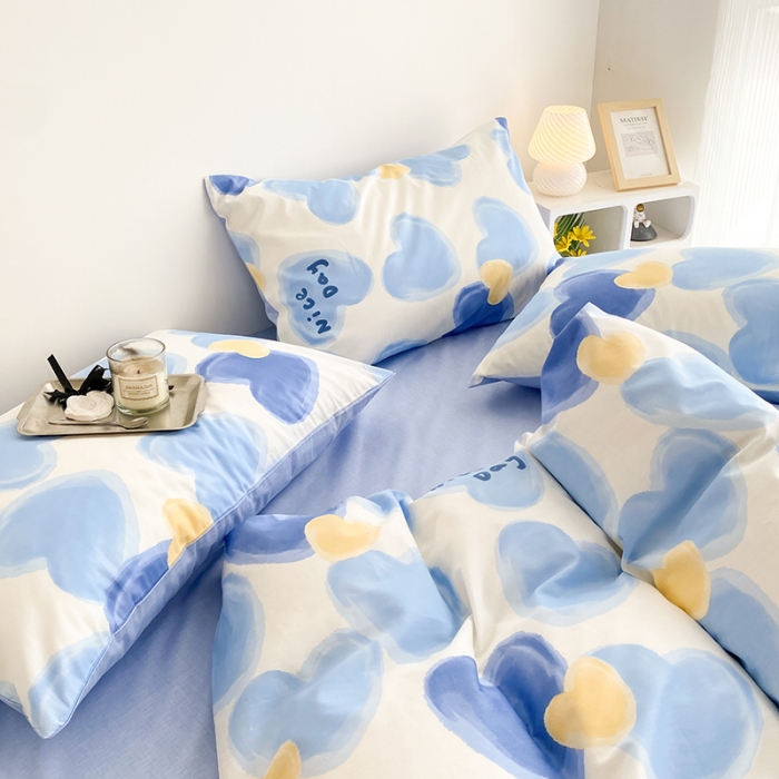 91家纺网 家纺一手货源 找家纺 简宜家居 2023新款小清新卡通纯棉全棉斜纹四件套 蓝色心愿