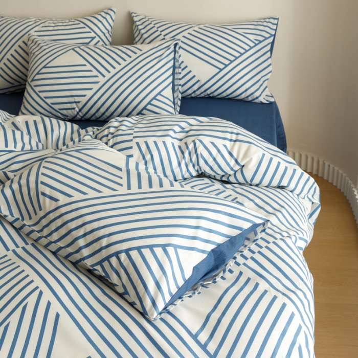 91家纺网 家纺一手货源 找家纺 蓝邻家纺 2023新款全棉印花四件套简约系类四件套 语初-蓝