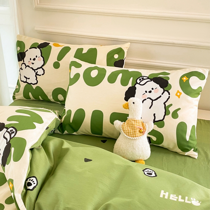 91家纺网 家纺一手货源 找家纺 星巴k家纺 2023全棉13372花卉印花简约四件套字母小狗