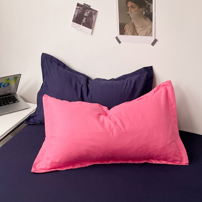 91家纺网 家纺一手货源 找家纺 贝拉梦 2023款亲肤棉纯色拼色治 愈系四件套 树莓红+深空蓝