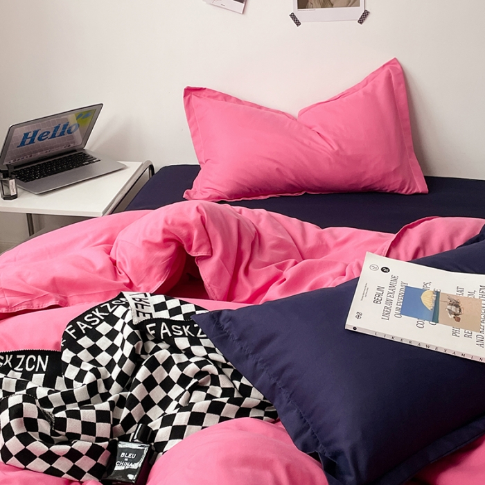 91家纺网 家纺一手货源 找家纺 贝拉梦 2023款亲肤棉纯色拼色治 愈系四件套 树莓红+深空蓝