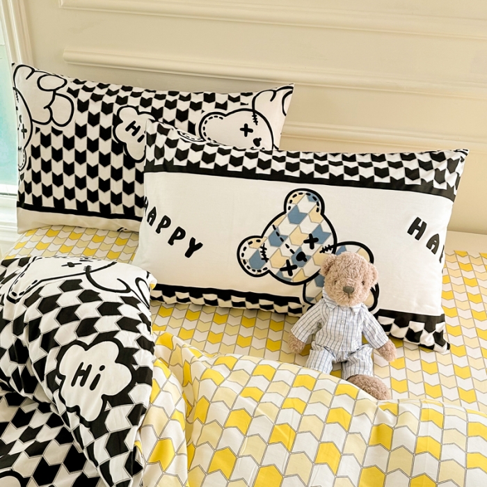 91家纺网 家纺一手货源 找家纺 星巴k家纺 2023全棉13372花卉印花简约四件套熊本熊