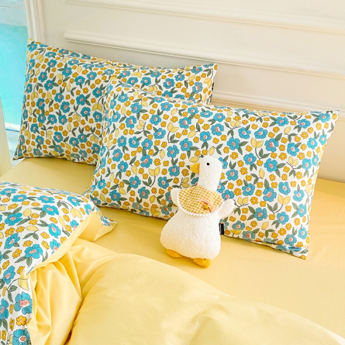 91家纺网 家纺一手货源 找家纺 星巴k家纺 2023全棉13372花卉印花简约四件套漫野-蓝