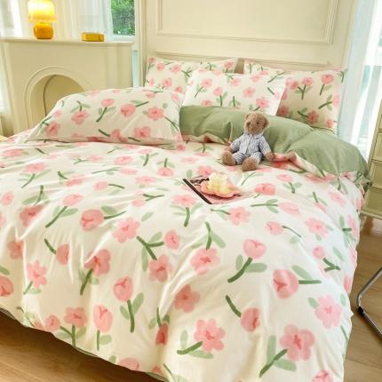 91家纺网 家纺一手货源 找家纺 星巴k家纺 2023全棉13372花卉印花简约四件套蜜茶花