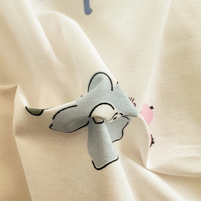 91家纺网 家纺一手货源 找家纺 星巴k家纺 2023全棉13372花卉印花简约四件套花环熊