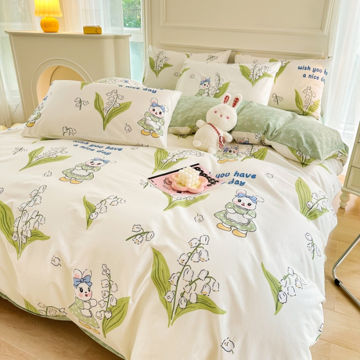 91家纺网 家纺一手货源 找家纺 星巴k家纺 2023全棉13372花卉印花简约四件套铃兰兔