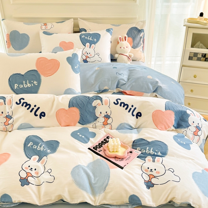 91家纺网 家纺一手货源 找家纺 星巴k家纺 2023全棉13372花卉印花简约四件套爱心兔