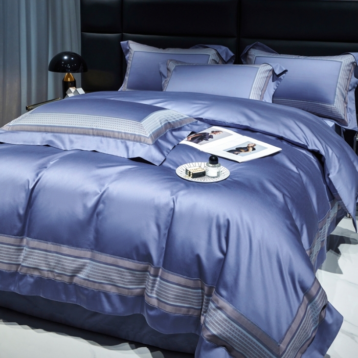 91家纺网 家纺一手货源 找家纺 （总）榻尚2023新款数码拼接匹马经典四件套维多利亚