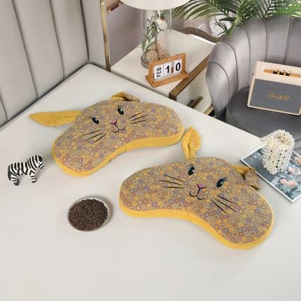 91家纺网 家纺一手货源 找家纺 （总）明星 2023新款荞麦枕A类纯棉双层纱卡通兔耳朵枕头芯