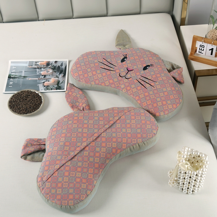 91家纺网 家纺一手货源 找家纺 明星 2023新款荞麦枕A类纯棉双层纱卡通兔耳朵枕头芯 茶茶兔紫玉