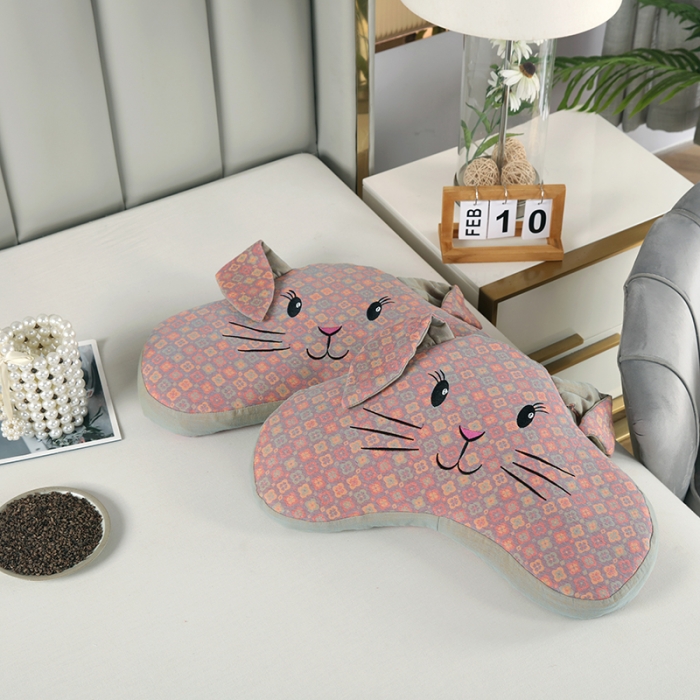 91家纺网 家纺一手货源 找家纺 明星 2023新款荞麦枕A类纯棉双层纱卡通兔耳朵枕头芯 茶茶兔紫玉