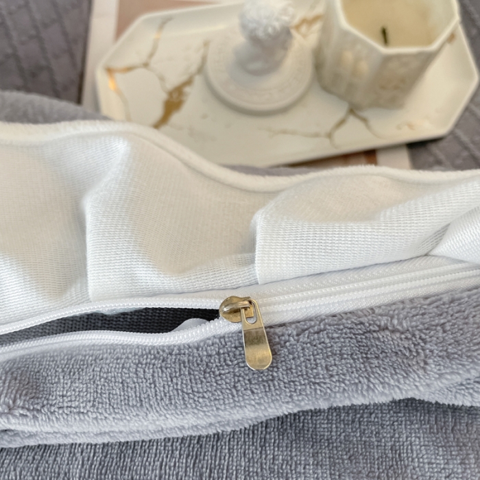 91家纺网 家纺一手货源 找家纺 沐慕 2023新款泡芙暖绒花边立体剪花牛奶绒四件套 泡芙-雅灰