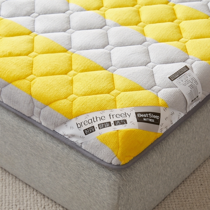 91家纺网 家纺一手货源 找家纺 优莱床垫 2024新款新款牛奶绒记忆棉床垫 黄条