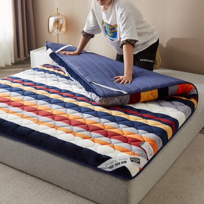 91家纺网 家纺一手货源 找家纺 优莱床垫 2024新款新款牛奶绒记忆棉床垫 蓝条