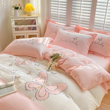 91家纺网 家纺一手货源 找家纺 你好美丽 2025新款水洗磨毛蝴蝶刺绣三拼四件套 蝶恋花粉