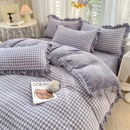 91家纺网 家纺一手货源 找家纺 （总）小主驾到 2023秋冬新款千鸟格牛奶绒花边四件套