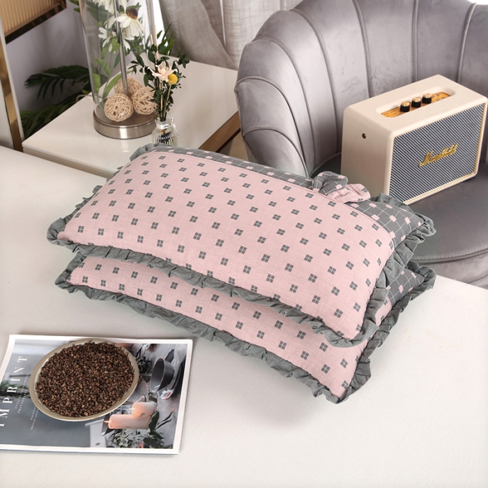 91家纺网 家纺一手货源 找家纺 （总）明星 2023新款纯棉荞麦枕头双层纱布拼接花边枕头芯