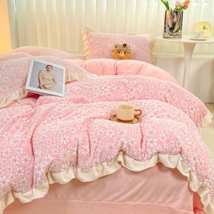 91家纺网 家纺一手货源 找家纺 昊川 2024年200g全消光立体雕花韩版牛奶绒四件套 烟花粉