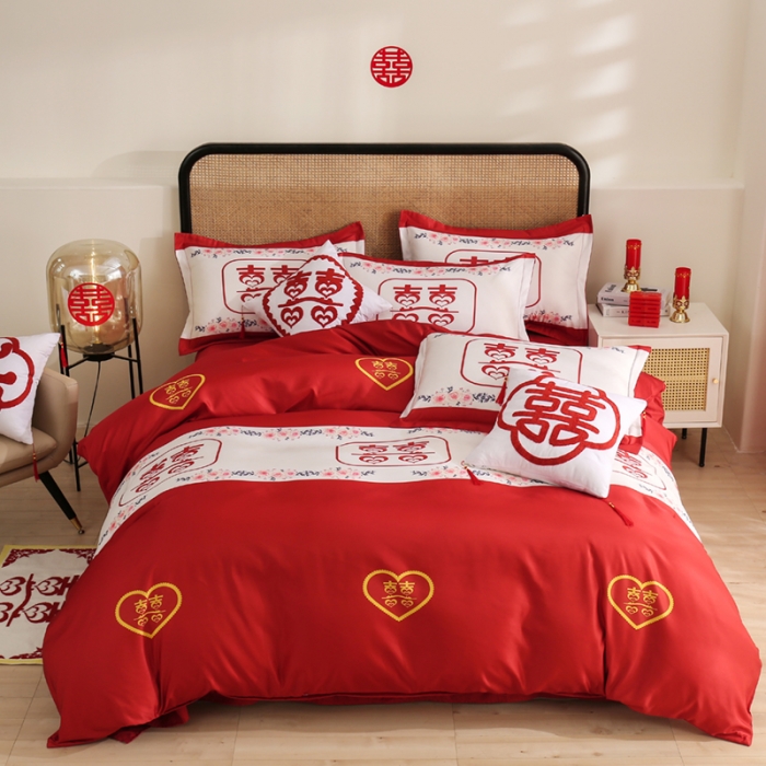 91家纺网 家纺一手货源 找家纺 啊雅家居 2025新款大红婚庆数码印花床单款床笠款四件套 双囍