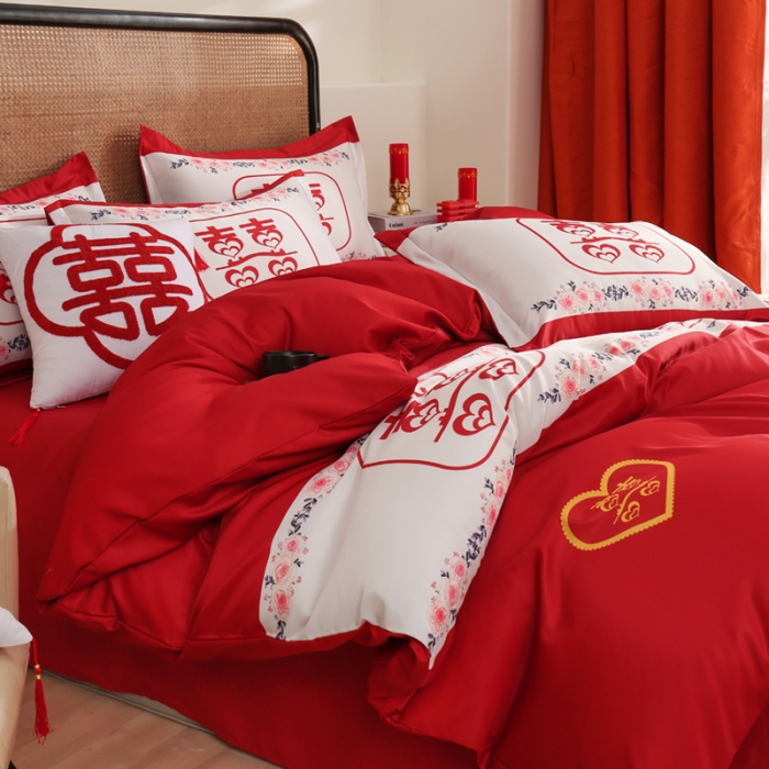 91家纺网 家纺一手货源 找家纺 啊雅家居 2025新款大红婚庆数码印花床单款床笠款四件套 双囍
