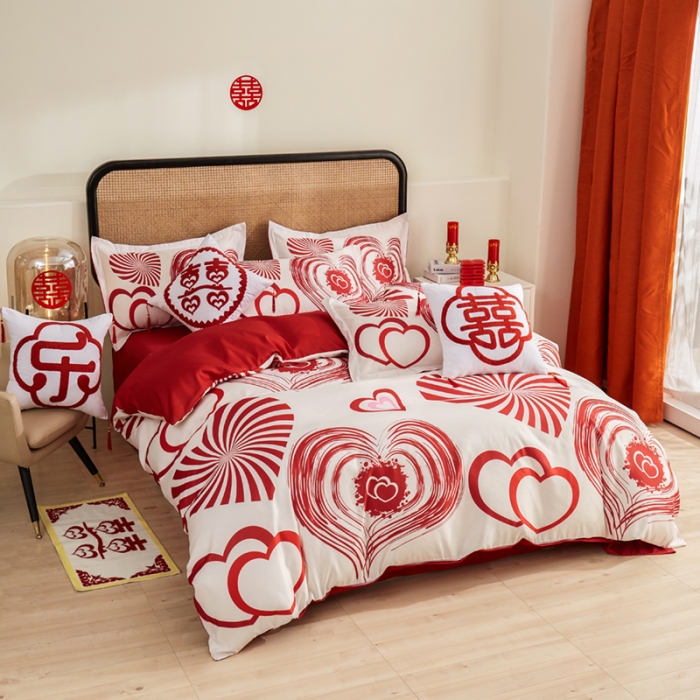 91家纺网 家纺一手货源 找家纺 啊雅家居 2025新款大红婚庆数码印花床单款床笠款四件套 心爱