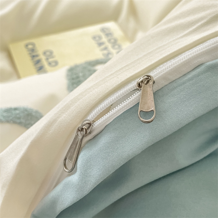 91家纺网 家纺一手货源 找家纺 眠帛家纺 2023新款水洗棉毛巾绣四件套煤球系列 煤球繁星蓝