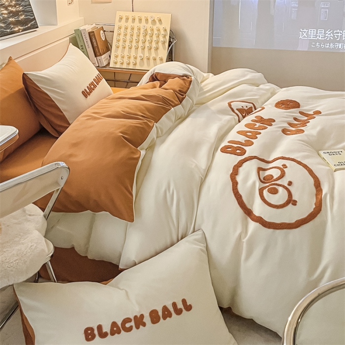 91家纺网 家纺一手货源 找家纺 眠帛家纺 2023新款水洗棉毛巾绣四件套煤球系列 煤球焦糖