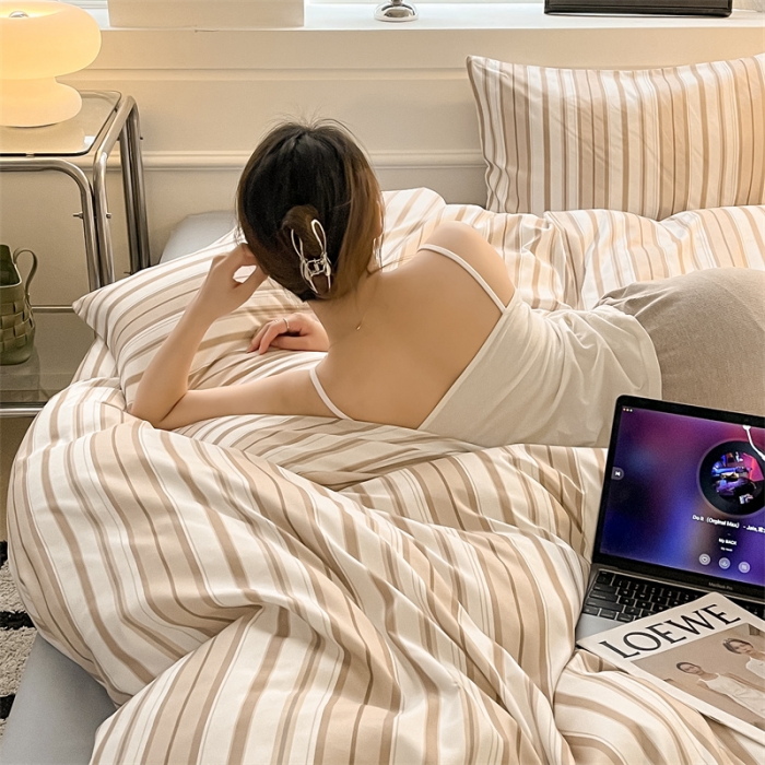 91家纺网 家纺一手货源 找家纺 眠帛家纺 2023新款极简色织水洗棉印花四件套 夏日驼