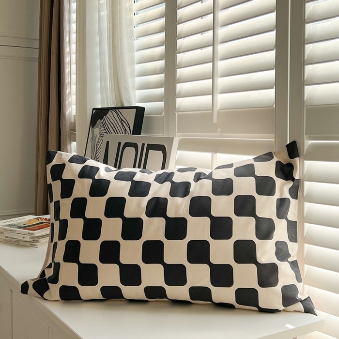 91家纺网 家纺一手货源 找家纺 呗旺鹿 2023新款13372舒适极简休闲风全棉纯棉印花四件套 黑米格