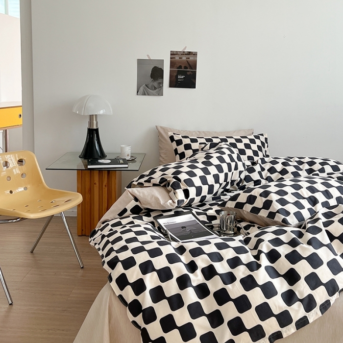 91家纺网 家纺一手货源 找家纺 呗旺鹿 2023新款13372舒适极简休闲风全棉纯棉印花四件套 黑米格