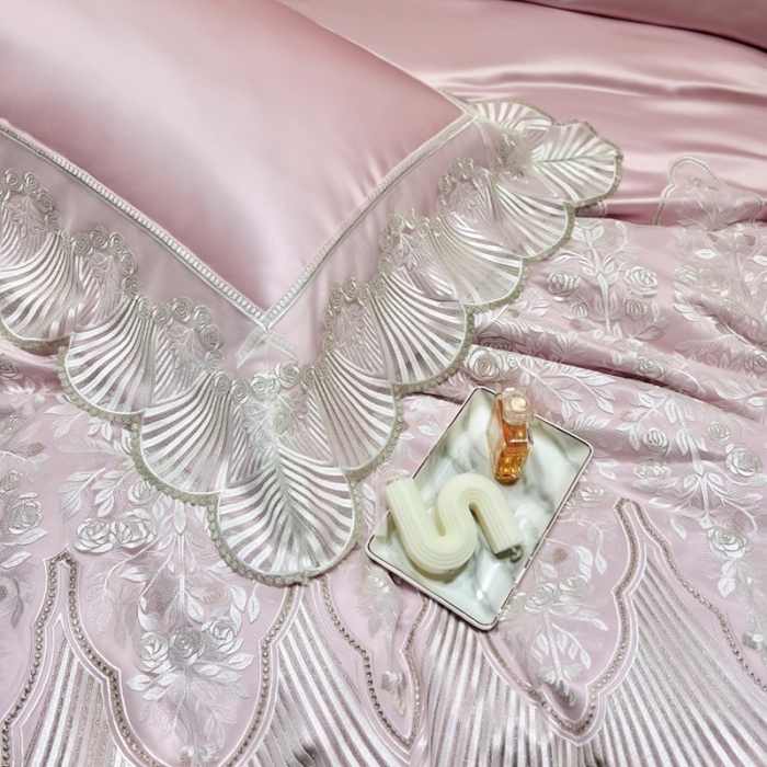 91家纺网 家纺一手货源 找家纺 缔缦 2023新款卡娜莎系列高端居家轻奢真丝棉四件套 卡娜莎-粉色