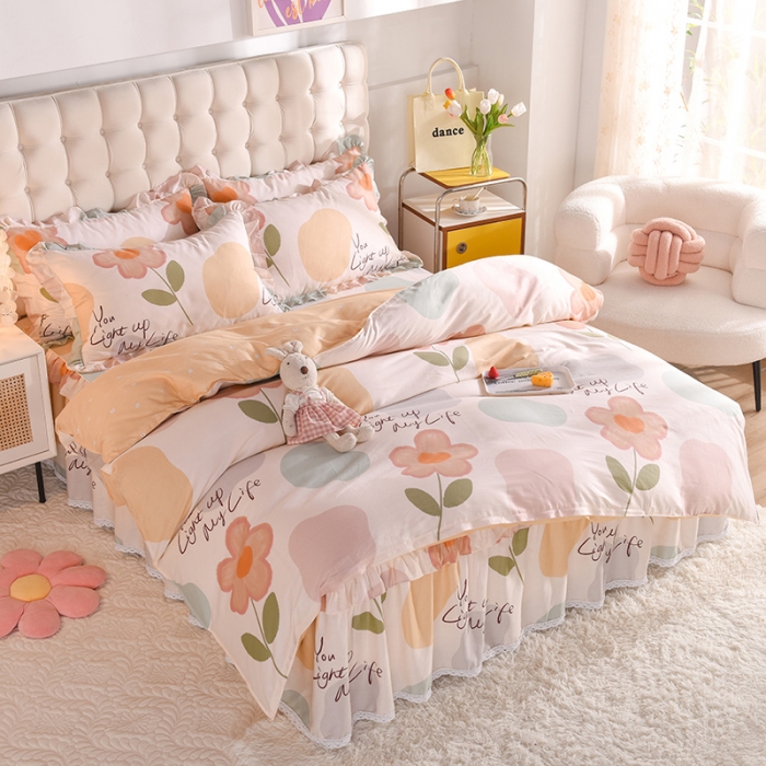 91家纺网 家纺一手货源 找家纺 美达2025全棉蕾丝小花边半夹棉床裙四件套 悠若花园