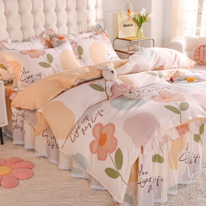 91家纺网 家纺一手货源 找家纺 美达2025全棉蕾丝小花边半夹棉床裙四件套 悠若花园