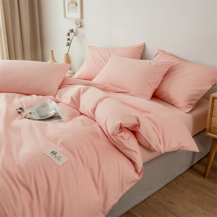 91家纺网 家纺一手货源 找家纺 富瑞阁 2024新款全棉无印条格系列四件套 初恋粉