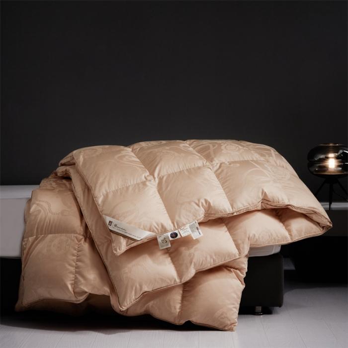 91家纺网 家纺一手货源 找家纺 高奢95鹅绒冬被（ 5A级95鹅绒王）