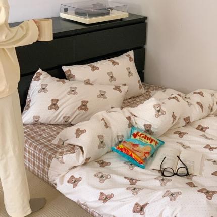 91家纺网 家纺一手货源 找家纺 六巷胡同 2023新款ins童趣系列卡通全棉四件套 巴宝熊