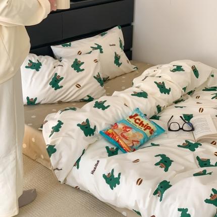 91家纺网 家纺一手货源 找家纺 六巷胡同 2023新款ins童趣系列卡通全棉四件套 小怪犬