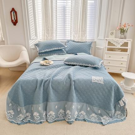 91家纺网 家纺一手货源 找家纺 总-源舜慕斯棉蝶之恋蕾丝花边绿茶清香纯色床盖三四件套夹棉绗缝床盖
