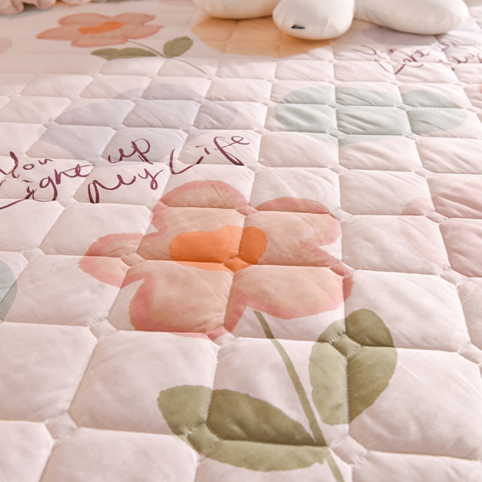 91家纺网 家纺一手货源 找家纺 美达 2025全棉蕾丝小花边夹棉床裙 悠若花园