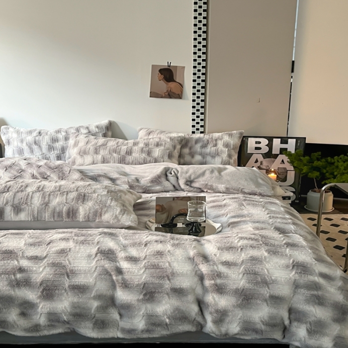 91家纺网 家纺一手货源 找家纺 金爱家 2023新款全消光牛奶绒獭兔毛绒四件套 兔毛绒-韵染灰