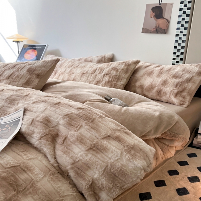 91家纺网 家纺一手货源 找家纺 金爱家 2023新款全消光牛奶绒獭兔毛绒四件套 兔毛绒-韵染咖