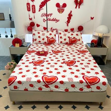 91家纺网 家纺一手货源 找家纺 宏源 2023年新款大红时尚磨毛婚庆单床笠 心心相印