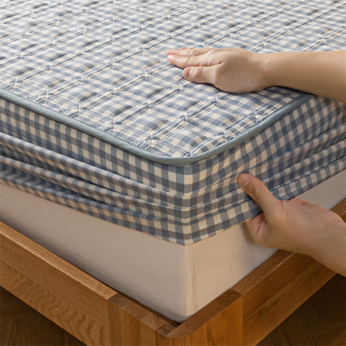 91家纺网 家纺一手货源 找家纺 蓝巢 2023新款全棉水洗棉大豆夹棉床笠 摩卡蓝小格