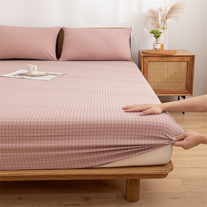 91家纺网 家纺一手货源 找家纺 蓝巢 2023新款全棉色织水洗棉系列单品床笠 丁香粉格