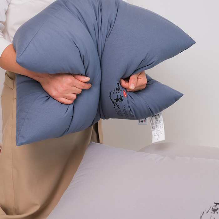 91家纺网 家纺一手货源 找家纺 （总）爱尚家 2022新款日式原棉抗菌防螨茶多酚羽丝枕