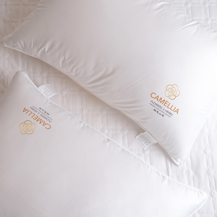 91家纺网 家纺一手货源 找家纺 （总）爱尚家 2022新款优质长绒棉山茶花香枕枕头枕芯系列