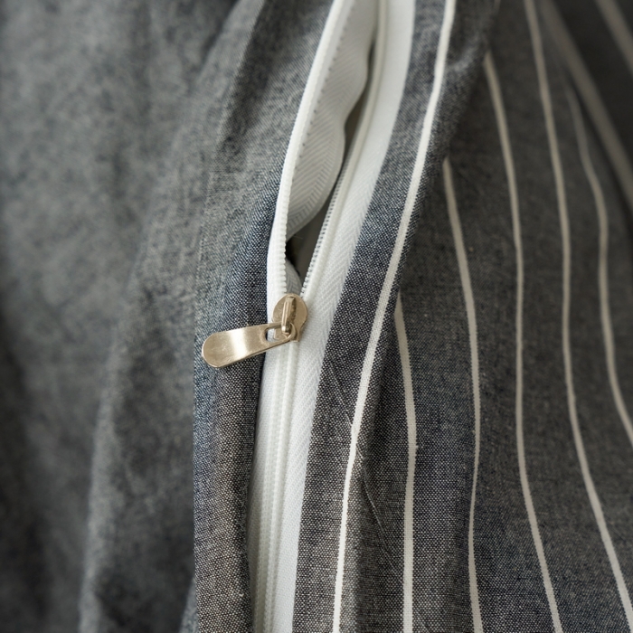 91家纺网 家纺一手货源 找家纺 蓝邻 2023新款无印风全棉色织水洗棉四件套 灰细条