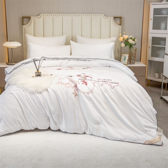 91家纺网 家纺一手货源 找家纺 美伦美铂金尊享专版刺绣被子被芯冬被春秋被夏被手工订花被 白色